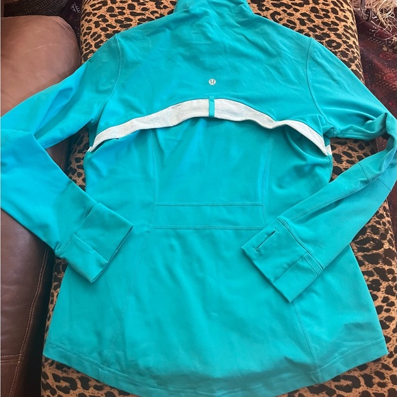 Lululemon ๐ฆ Define Jacket | Surge Turquoise | Size 12 - Picture 7 of 12